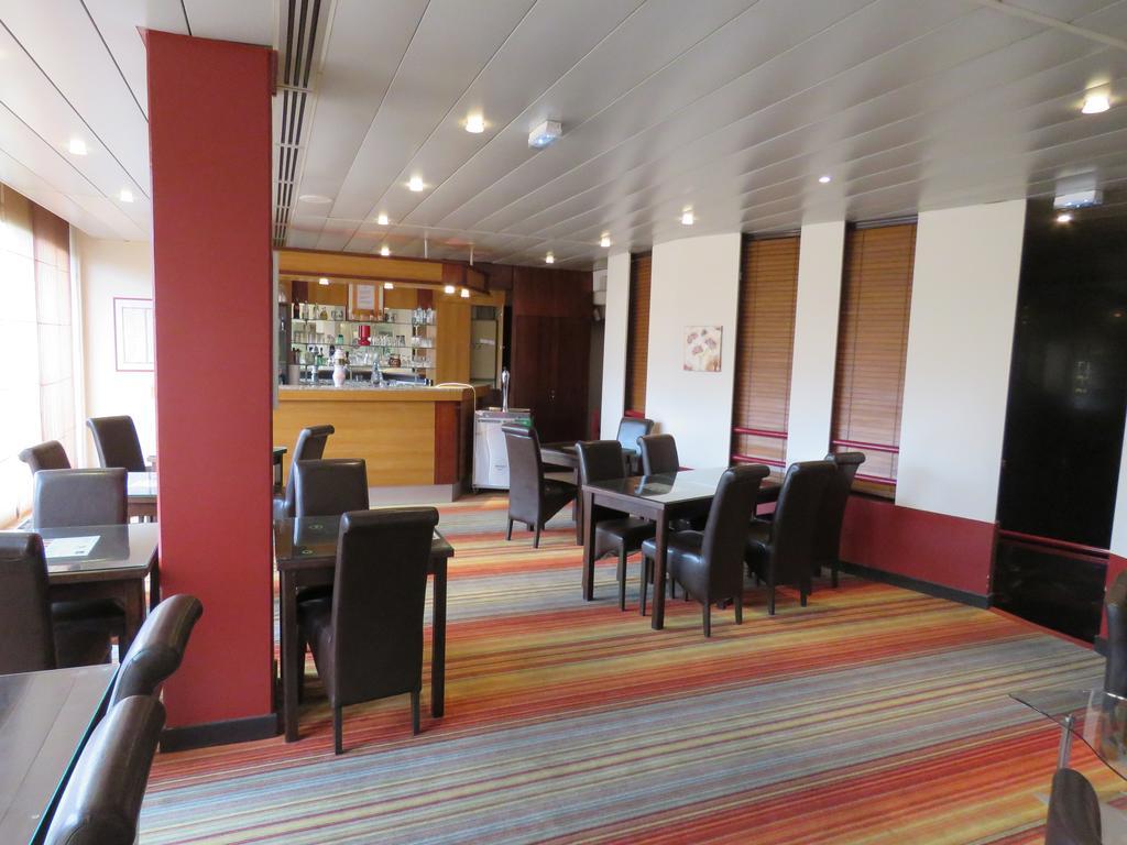 The Originals City, Hotel Le Forum, Strasbourg Nord Schiltigheim Luaran gambar